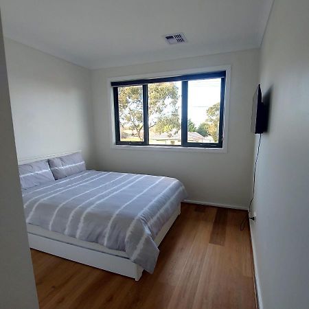Maruve Guesthouse 12 Min From Melb Airport Мельбурн Экстерьер фото